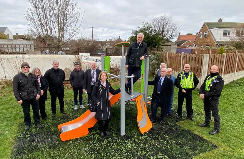 Graham Stuart MP at Paull Playground